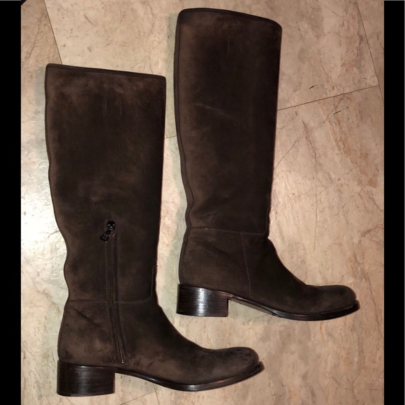 ♦️SOLD!♦️ Prada Suede Knee-high Boots - Picture 3 of 8